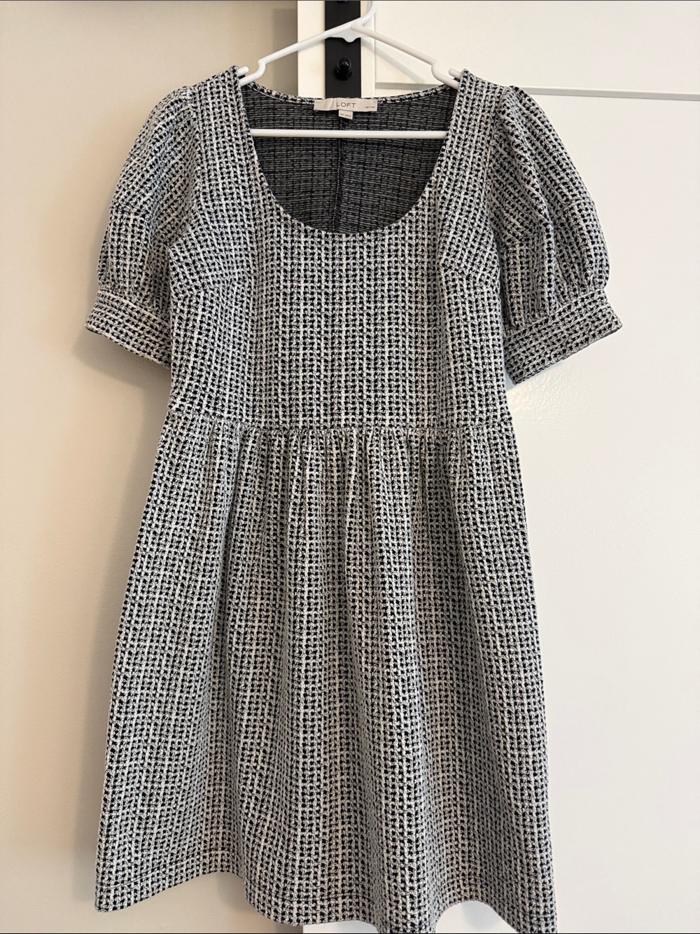 LOFT Black and White Textured Scoop-Neck Midi Dress